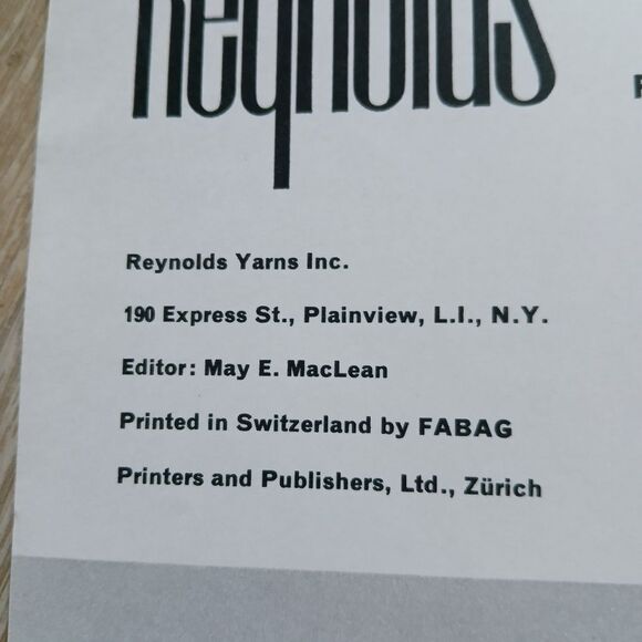 Vintage 60's Reynolds Yarns Fashions in La Concha Magazine Knitting Sweater Vest - Picture 2 of 9